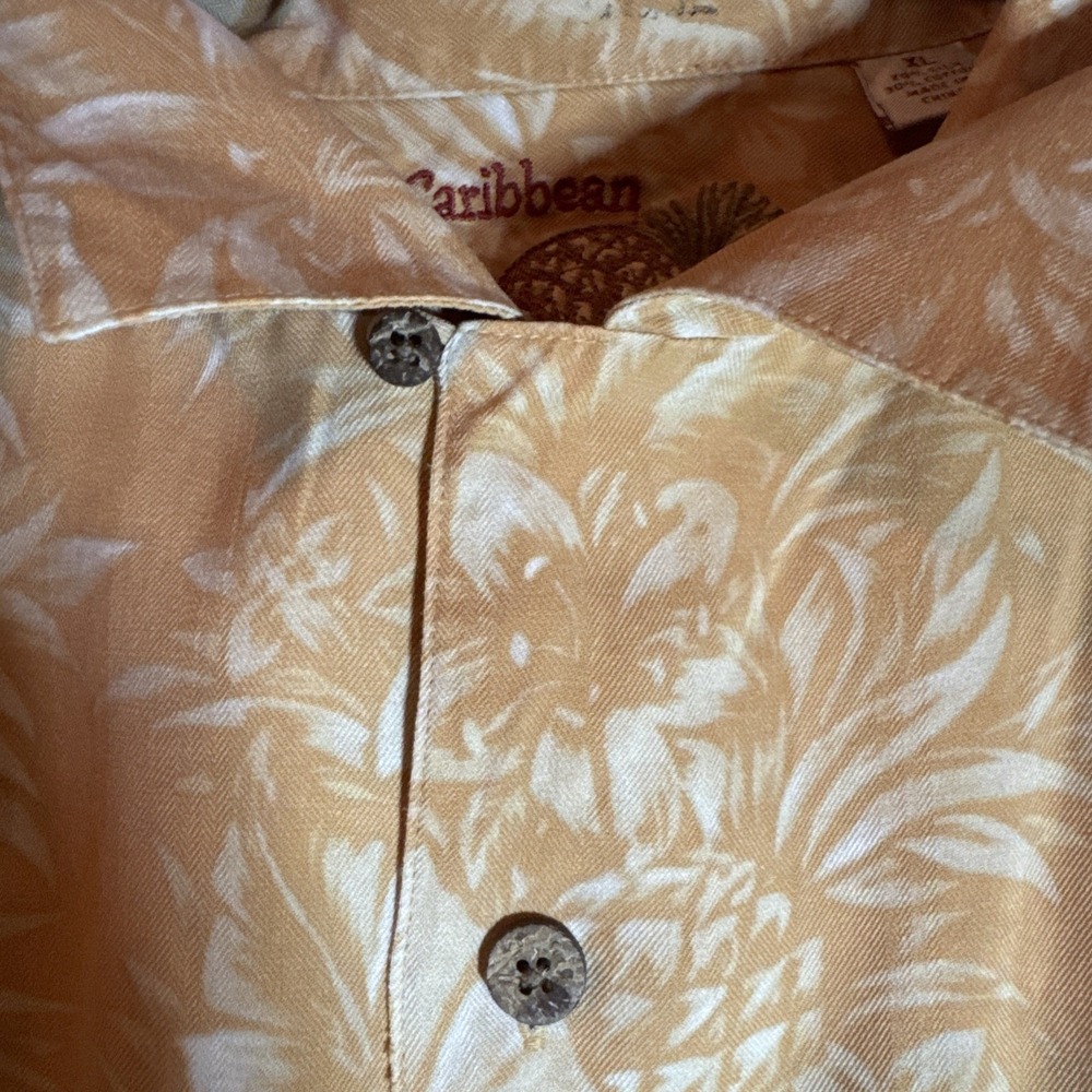 Caribbean Florar Men's Hawaiian Button Up Shirt Silk/Cotton Blend Size XL - Used - Picture 4 of 14